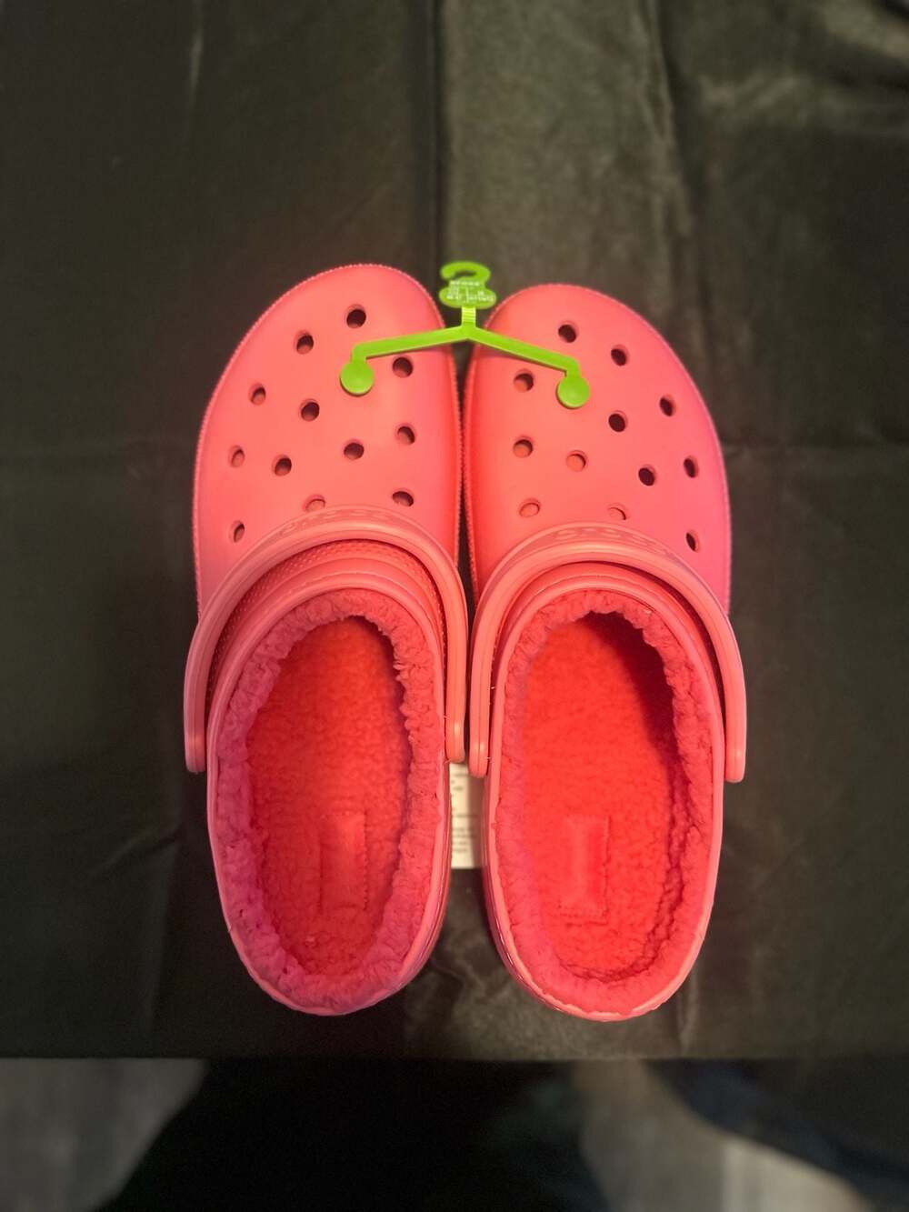 Crocs Classic Lined Clog in Hyper Pink, Size Men's 12 / Women's 14